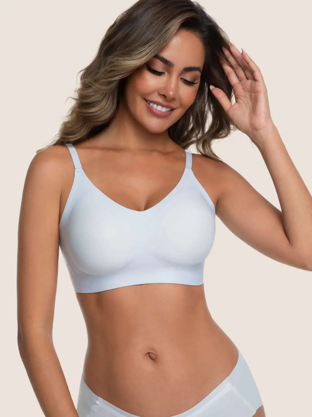 Wireless Soft Stay-Put Bra Pull Over - Image 5
